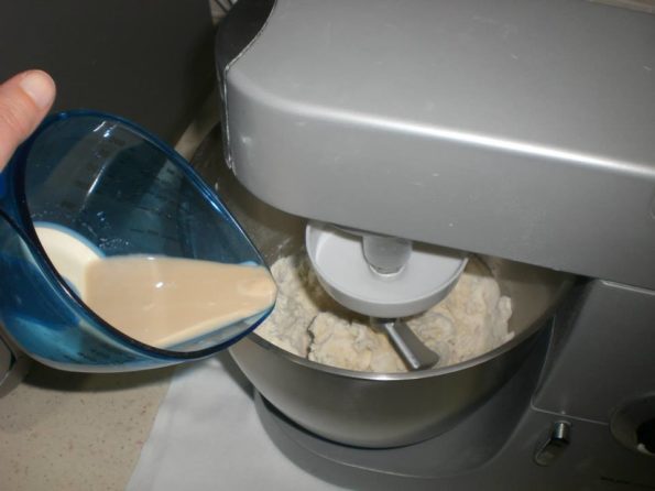 10150621_213481515517866_1984010051_n