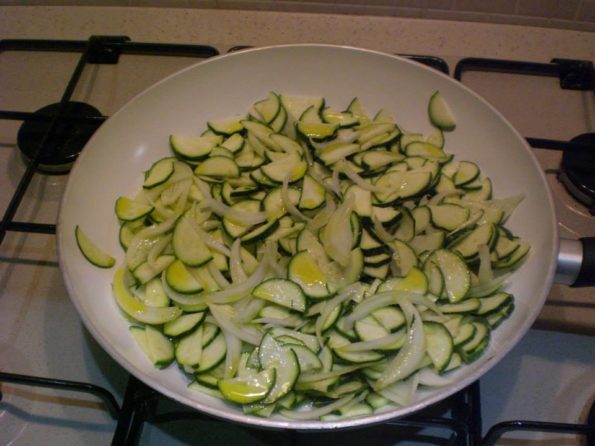 10556453_273942292805121_7781504152624666952_n