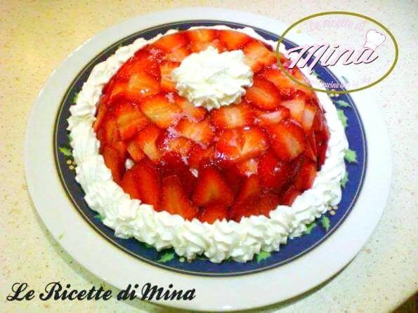 Zuccotto panna e fragole