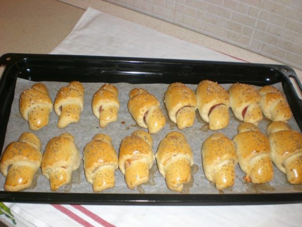 1947969_213481725517845_785326011_n