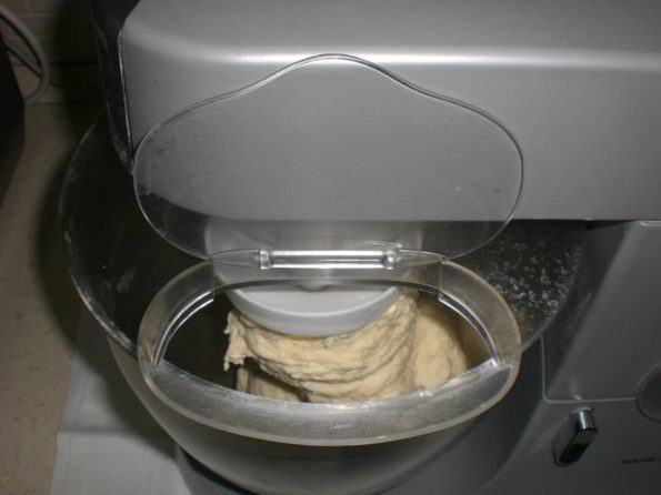 1958199_212613788937972_1898368887_n