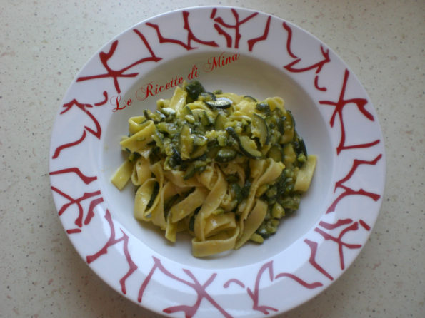 Fettuccine-di-zucchine