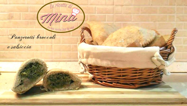 panzerotti broccoli e salsiccia