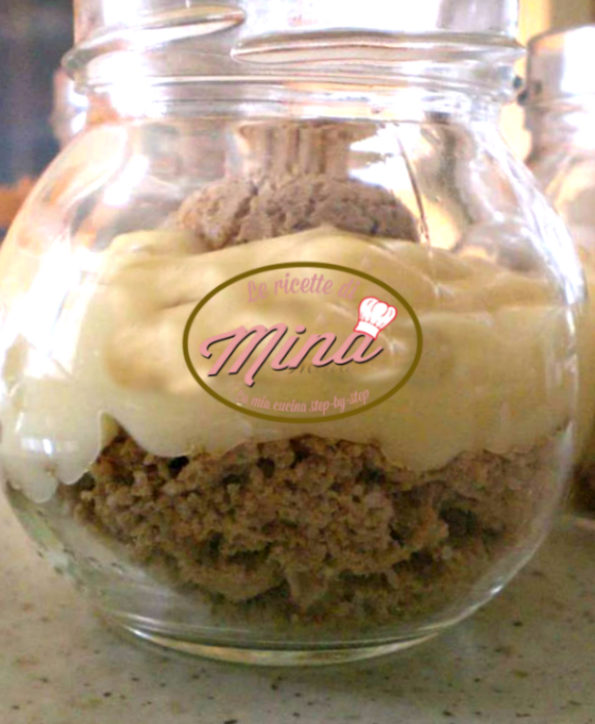 barattolino vaniglia e amaretti