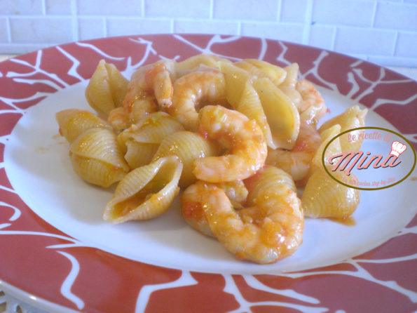 conchiglie al sugo fresco di gamberi