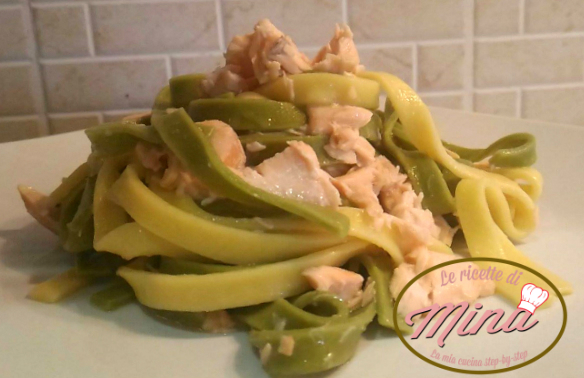 Paglia e fieno al salmone fresco light