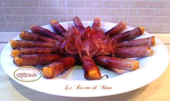 Bastoncini di zucca e speck aromatizzati