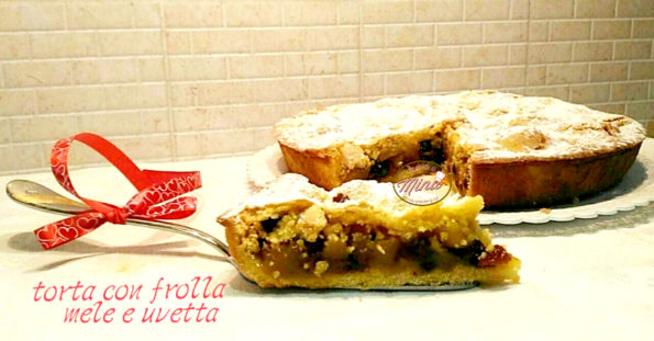 Torta con frolla mele e uvetta