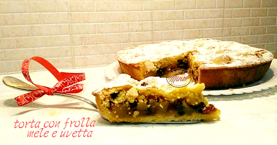 Torta con frolla mele e uvetta