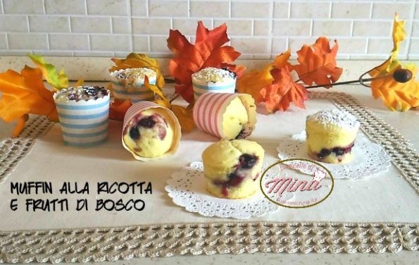 Muffin alla ricotta e frutti di bosco