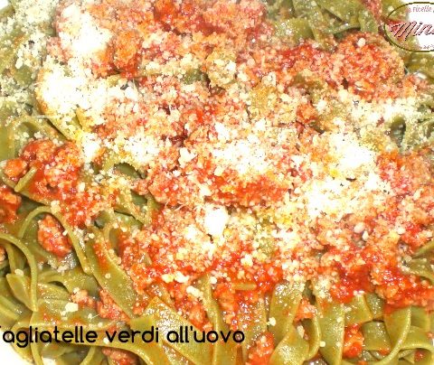 Tagliatelle verdi all'uovo