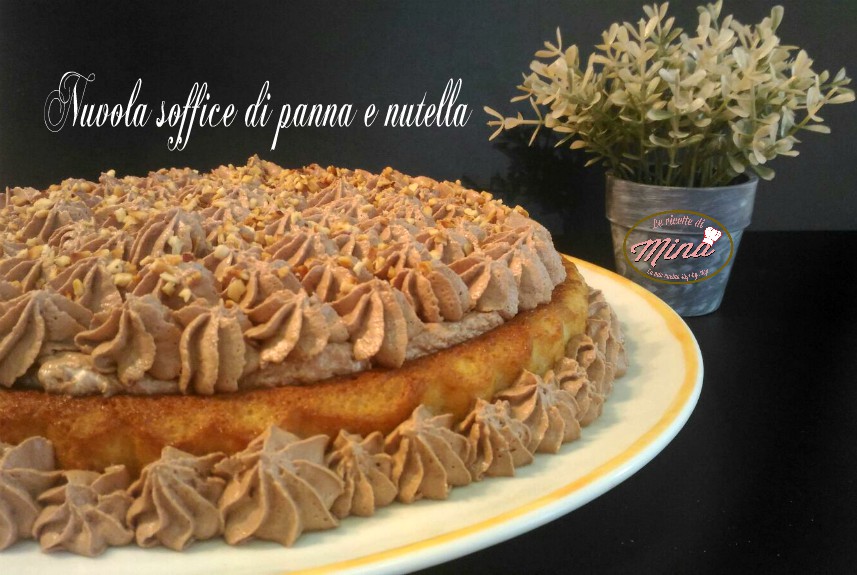 Nuvola soffice di panna e nutella