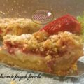 Sbriciolata con le fragole fresche