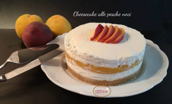 Cheesecake alle pesche noci 
