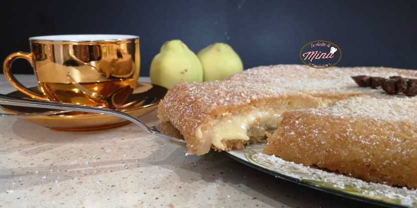 Torta ripiena di crema di mele cotogne