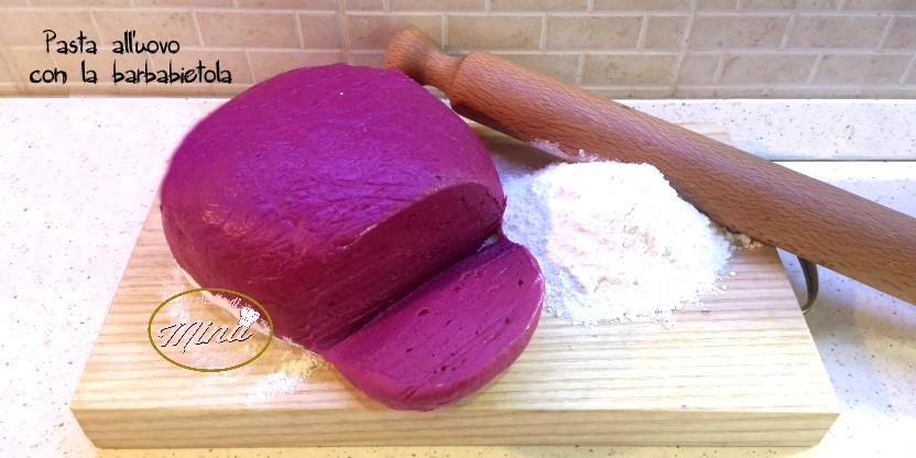 Pasta all’uovo con la barbabietola