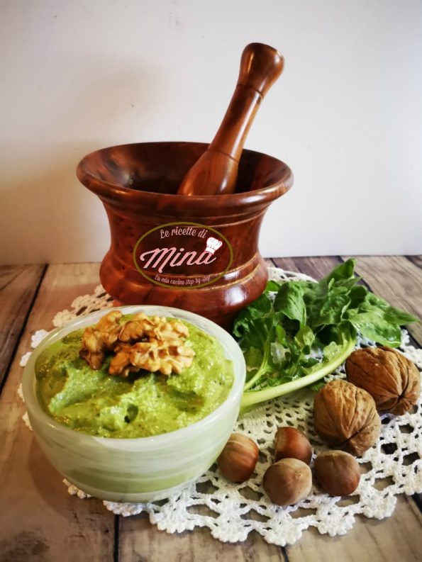 Pesto di rucola e noci 