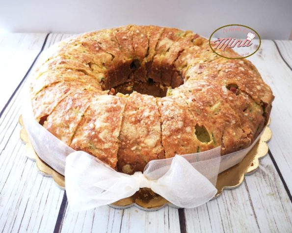 Ciambella salata alle zucchine