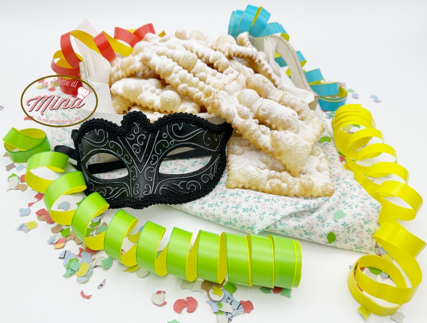 Chiacchiere di carnevale fritte alla Mina