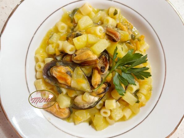 Pasta patate e cozze cremosa