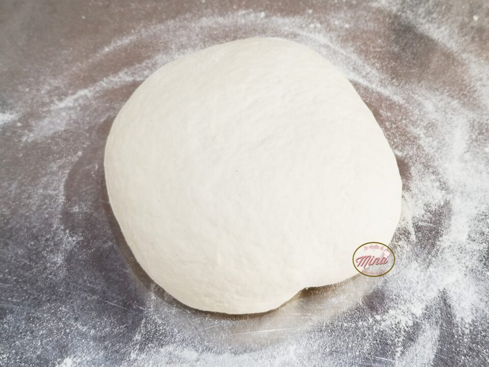 Pane in pentola di ghisa: il trucco per la crosta croccante