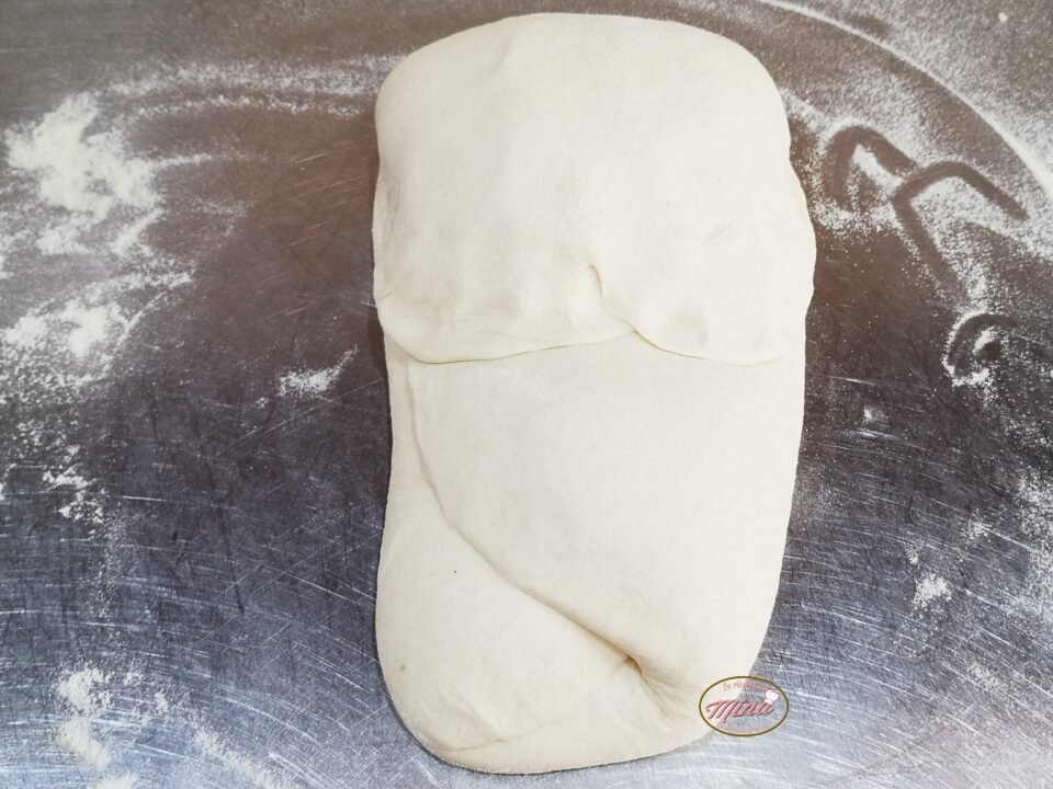Pane in pentola di ghisa: il trucco per la crosta croccante